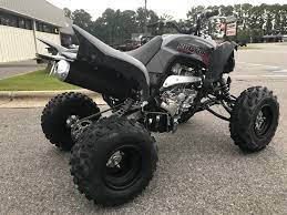 The Raptor 700 Provides Superior Big-bore Pure Sport Atv Performance In The Ultimate Affordable Package Yamaha Raptor700 Yamaha Raptor 700 Yamaha Atv Yamaha
