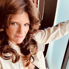 What's everyone's preference, bare feet or grippy socks?