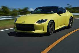 Shown at an event beamed around the world from the nissan pavilion in yokohama, japan, the prototype features new design inside and out, as well as an upgraded powertrain with a manual transmission. Nissan Enthullt Z Proto Eurotuner News