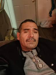 Which is better: White Washed or Mariana's Trench?