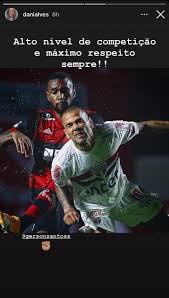 Gerson recebe críticas de torcedores por queda de rendimento nos últimos jogos: Apos Duelo Particular Em Campo Daniel Alves Manda Recado A Gerson Jornal Meia Hora Flamengo