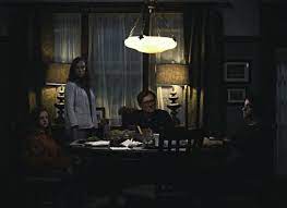 Every Family Tree Hides A Secret Hereditary Is A 2018 American Supernatural Horror Film Wr Buenas Peliculas De Terror Peliculas De Miedo Peliculas Completas
