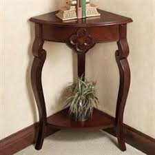 Kingscourt Corner Accent Table Regal Walnut Muebles De Estilo Muebles De Esquina Muebles Chic Viejos