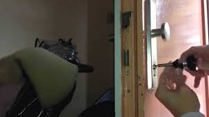 Tur Offnen 2 Mal Abgeschlossen Dietrich Lockpicking Schloss Offnen Knacken Youtube
