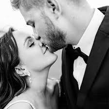 Browse Wedding Vendors and Venues in the Rocky Mountains