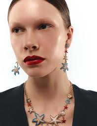 Editorial: tell me a story