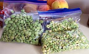 Southern peas, or cowpeas as they are known to northerners, are thought to be native to the continent of africa and brought to the united. White Acre Peas And Butter Beans A Southern Summer Treat Wakeupandeat