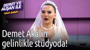 Orman kanunları dedik dj kardeş seçip al. Demet Ve Alisan Ile Sabah Sabah Demet Akalin Gelinlikle Studyoda Youtube