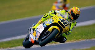 Valentino Durante La Stagione 2002 I Primi Anni Nella Classe 500 Ed Il Passaggio Alla Honda Valentino Rossi Valentino Motogp Rossi