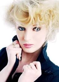 Mother's anguish over daughter who was driven to suicide by her boyfriend