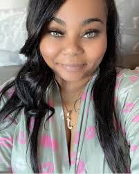 Angela Stroble's Instagram, Twitter & Facebook