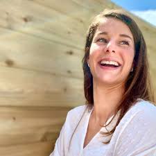 Olivia Farley (@OliviaFarley)