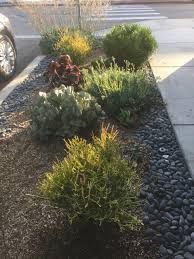 A drive around your local area also helps by showing. 75 Beautiful Small Driveway Pictures Ideas July 2021 Houzz