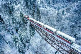 Bakuriani has a population of roughly 2. Ab Tiflis Bordschomi Bakuriani Kleingruppen Tagestour Getyourguide