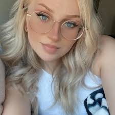 So in Indiana these are called elephant ears but here in Texas nobody seems  to know what an elephant ear is. That being said, what's a good homemade  recipe for these? I