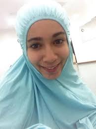 Publications by authors named amira othman. Biodata Amira Othman Penyanyi Lagu Hati Hati Azhan Co