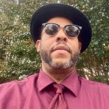 Damon Anderson's Instagram, Twitter & Facebook