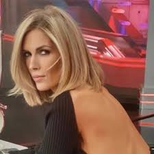 The latest tweets from viviana canosa (@vivicanosaok). Imm4nue1 On Twitter Bancas A Viviana Canosa Vivicanosaok Si Rt No Fav