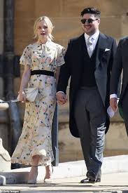 The story features the treasure brown and his team found in the suffolk countryside, but the real joy in the movie comes from carey mulligan and ralph fiennes, who give. Carey Mulligan To Star With Ralph Fiennes In Based On A True Story Period Drama The Dig For Netflix Daily Mail Online