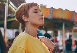 This link is to an external site that may or may not meet accessibility guidelines. 7 Best Flat Irons For Short Hair 2021 Reviews