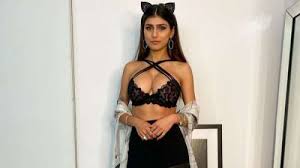 1,568 likes · 41 talking about this. La Star Du Porno Mia Khalifa A Un Message Pour Emmanuel Macron Sur Buzz Insolite Et Culture