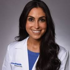 Amy Mickelsen's Instagram, Twitter & Facebook