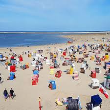 Urlaub Auf Borkum Bedeutet Viele Strandkorbe Urlaub Auf Borkum Borkum Urlaub Nordsee