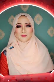 What's the english translation of sepet? Mata Sepet Nk Bgi Mata Nmpk Besar Riha Make Up Budget Facebook