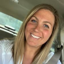 Danielle Townsend (@Miss_DTownsend)