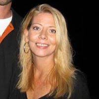 Daphne Melvin's Instagram, Twitter & Facebook