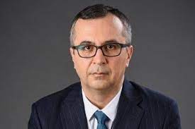 He previously served minister of defense from 2000 to 2004. G4media Liviu Popescu Propunerea Usr Pentru Sefia Radioului Public