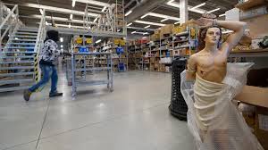 Negozi e imprese negozio articoli ortopedici. Anche La Fede Passa Dall E Commerce Siamo Ripartiti Con Gli Altari Domestici La Stampa
