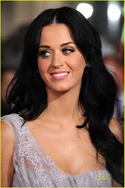Singer katy perry has delighted fans by showing off her brand new long, wavy hairstyle, looking completely but now, showcasing a brand new look to her followers, katy uploaded a katy perry's long black locks, 2016. Pin By Caitlin Joschak On Hair Makeup Beautyy Katy Perry Hair Katy Perry Makeup Hair Styles