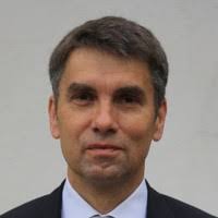 60+ profilů „Manfred“