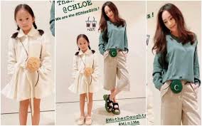 The site owner hides the web page description. éç©5æ­²å¥³å'è1 7è¬åçåchloeæ»¿è¶³åª½åª½çæ¯å¥³åå¹»å¤¢