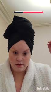 it's a Sunday why not get yourself looking better even if inside we do...