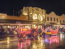 The World S Most Over The Top Christmas Parades Christmas Parade Christmas Parade Floats Christmas Float Ideas