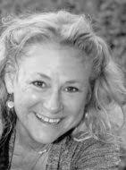 Pedestal Magazine » kerry rawlinson