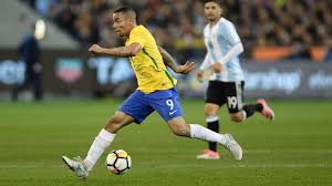 A primeira final entre brasil e argentina disputada no maracanã terminou com vitória argent. Willian S Return Misfiring Messi Five Talking Points From Brazil 0 1 Argentina Goal Com