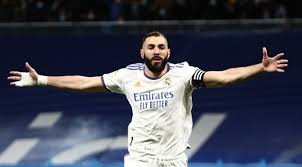 19 ديسمبر 1987)، هو لاعب كرة قدم فرنسي من أصول جزائرية ولد بمدينة ليون، والده حافظ بنزيما ولد في ليون. Ø¨Ù†Ø²ÙŠÙ…Ø§ ÙŠÙ‚ÙˆØ¯ Ø±ÙŠØ§Ù„ Ù…Ø¯Ø±ÙŠØ¯ Ù„Ù‡Ø²ÙŠÙ…Ø© Ø¨Ù„Ø¨Ø§Ùˆ ÙˆØªØ¹Ø²ÙŠØ² ØµØ¯Ø§Ø±ØªÙ‡ Ù„Ù„Ø¯ÙˆØ±ÙŠ