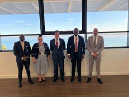 Álbum - Reunião Preparatória com a Administração do Standard Bank - CCIAM -  CÂMARA DE COMÉRIO E INDÚSTRIA ANGOLA MOÇAMBIQUE