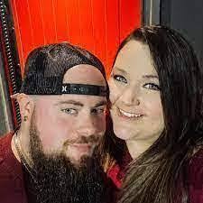 Earl Egan's Instagram, Twitter & Facebook