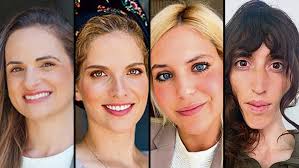 בין פגז להפצצה, הכירו אריה ולאה סגל, בני 101 ו-93 מכפר־סבא. הוא היה המפקד  שלה בהגנה כשנעצרה על ידי המשטרה הבריטית והצליחה לחמוק. כשהיא נסערת מהאירוע,  הוכנסה לאה לאוהל של המפקד: "שעתיים