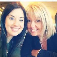 Jackie Davison (@jackieonthemove)