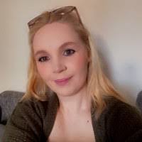 Katie Blount's Instagram, Twitter & Facebook