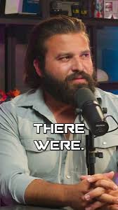 @SayHiToEliShow's video Tweet