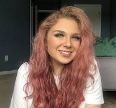 Brianna Pfeifer's Instagram, Twitter & Facebook