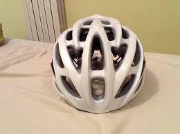 Foto 753666 el aeon es un casco revolucionario que marca una nueva era en el diseño de cascos de alta gama. Nuevo Vendo Casco Giro Livestrong Talla M 25 Foromtb Com