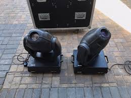 2 x Martin Mac 500 Moving Head Light Fixtures + Flightcase