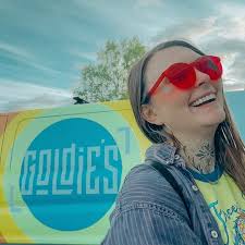 Kayla Mailloux 🤟 (@mrs.magicalmailloux) • Threads, Say more